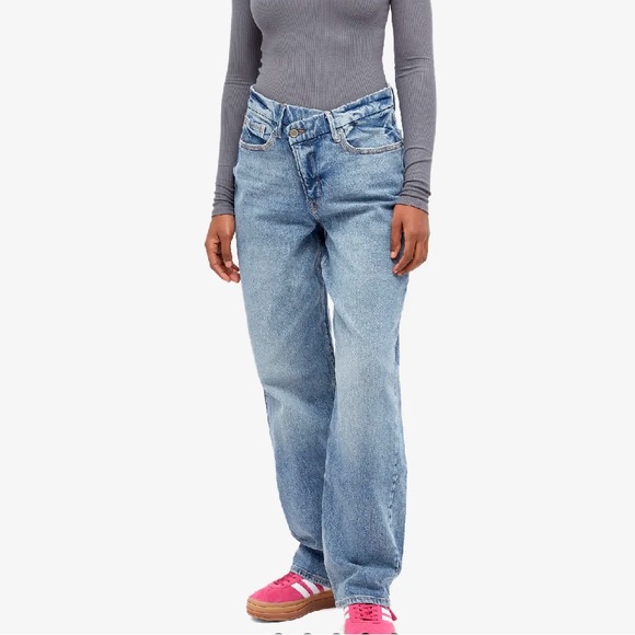Good American Denim - Good American Good '90S Wide Leg | Relaxed Crossover Jeans GNICOW384T Size 4/27